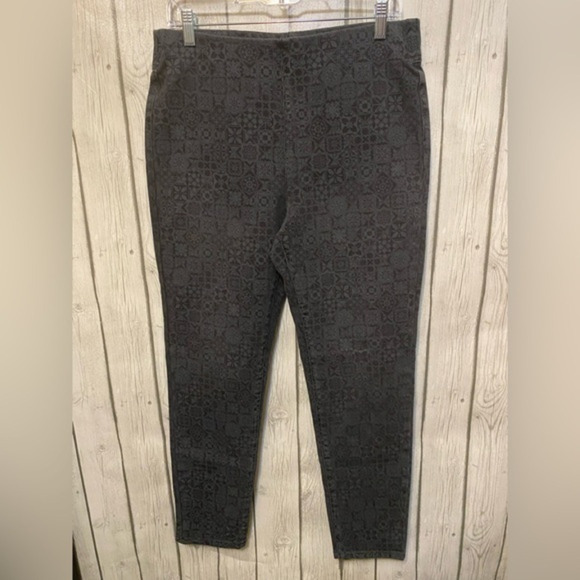 Soft Surroundings‎ Ultimate Denim Pull On Skinny Jeans Medium in Black Tile. - Picture 1 of 4